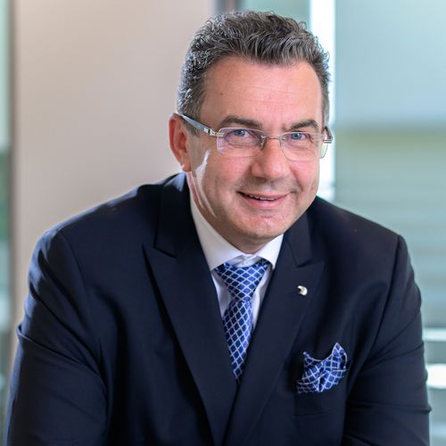Ion Craciunescu a anuntat ca se retrage din IBB Holding si din proiectul iResidence