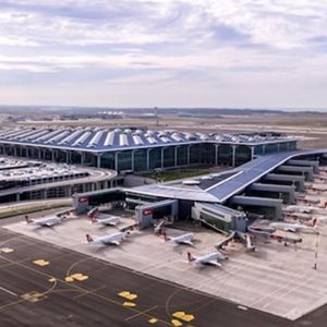 GALATI: Doua oferte depuse pentru realizarea SF necesar constructiei aeroportului