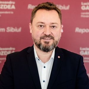 Alexandru Gavozdea, fost presedinte OAR, candideaza la Primaria Municipiului Sibiu