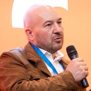 CONSOLIGHT deschide noul HUB si investeste in reamenajare showroomuri