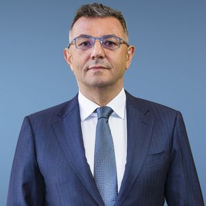 FAR Foundation achiziționează cu 2,7 milioane euro terenul fostei fabrici TeraPlast Bistrița