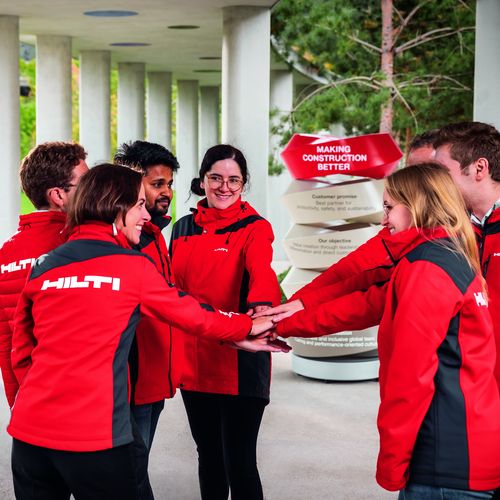 HILTI: Parteneriat și tehnologie pentru productivitatea în construcții