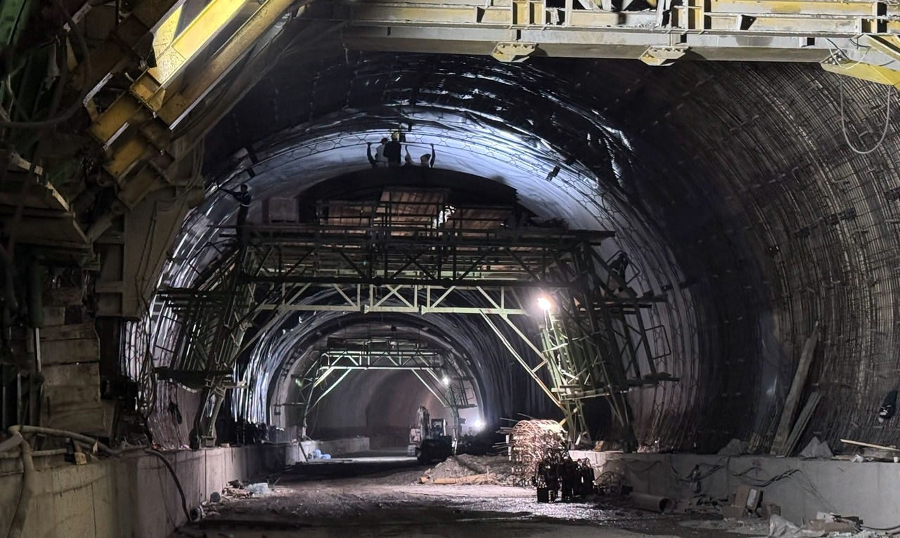 19_10_a1-margina-holdea-tuneluri_2