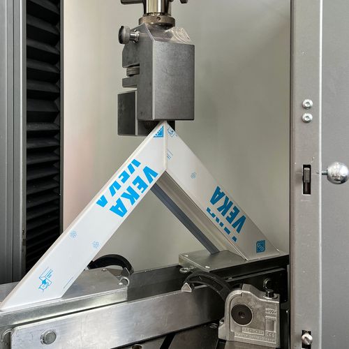 02_09_ferestre-veka-tamplarie-pvc_1