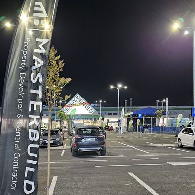 Masterbuild a finalizat constructia centrului comercial Pitesti Shopping Park