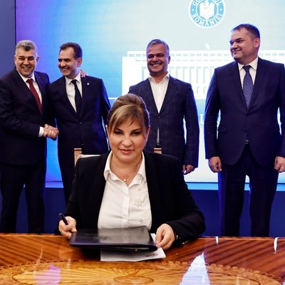 MDLPA  a semnat finantari de un miliard de lei pentru constructia de arene sportive